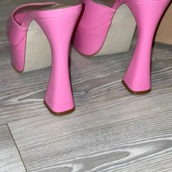 KACIE STEVE MADDEN HEELS - Picture 6 of 7
